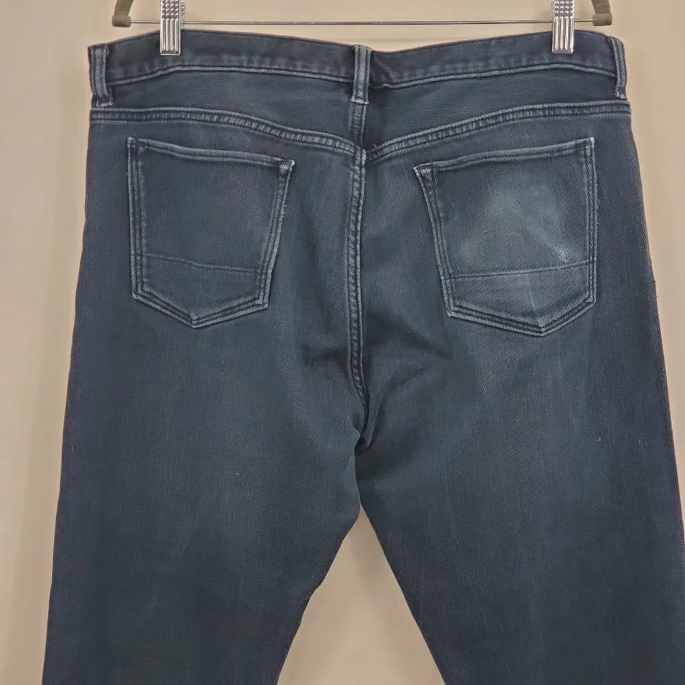 ♤♤ Banana Republic Mens The Traveler Jeans Size 35x32